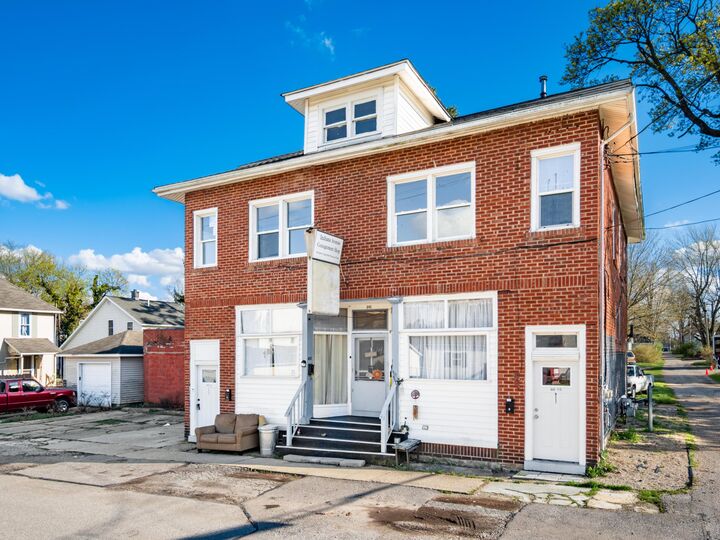 Property Photo:  645 Indiana Avenue  OH 43302 