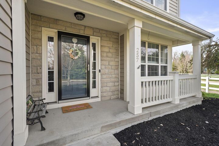 Property Photo:  257 Wagon S Trail  OH 43065 