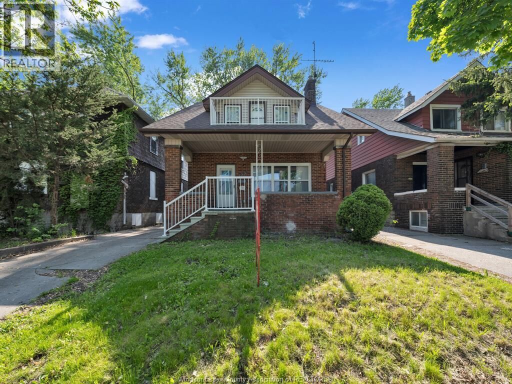Property Photo:  353 Indian Road Lower  ON N9E 2M1 