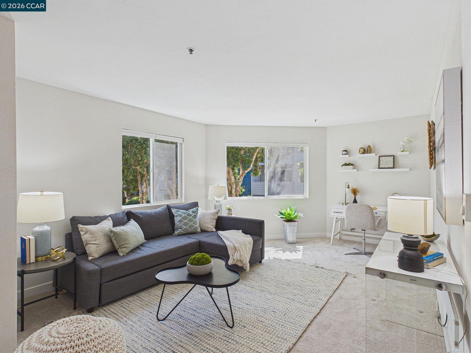 Property Photo:  6400 Christie Ave 2202  CA 94608 