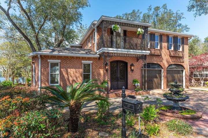 Property Photo:  305 Boggy Bayou Court  FL 32578 