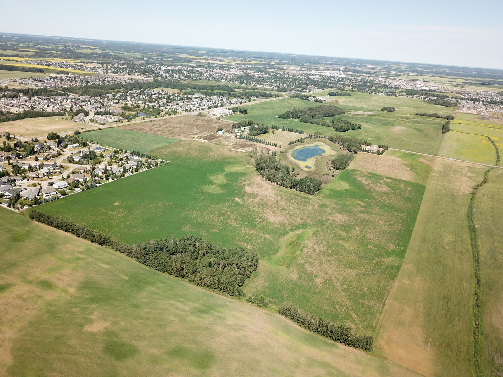 Property Photo:  79 Avenue  AB T7Z 1R3 