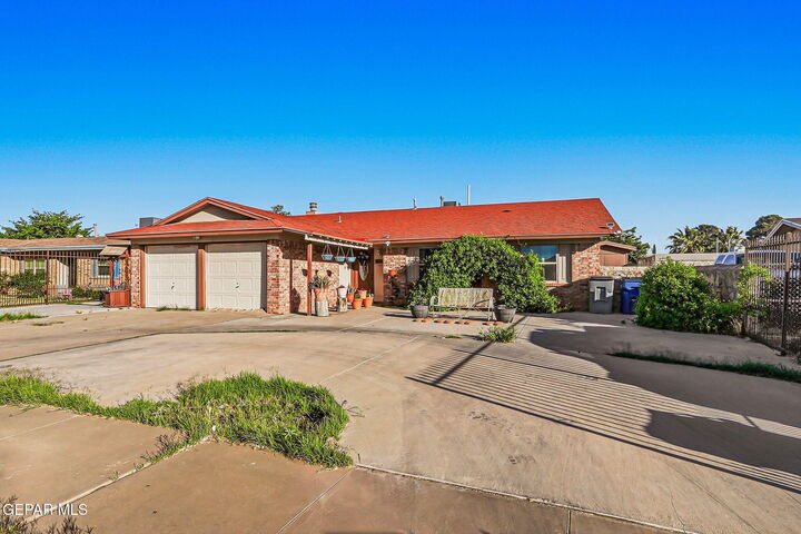 Property Photo:  2808 Brian Allin Drive  TX 79936 