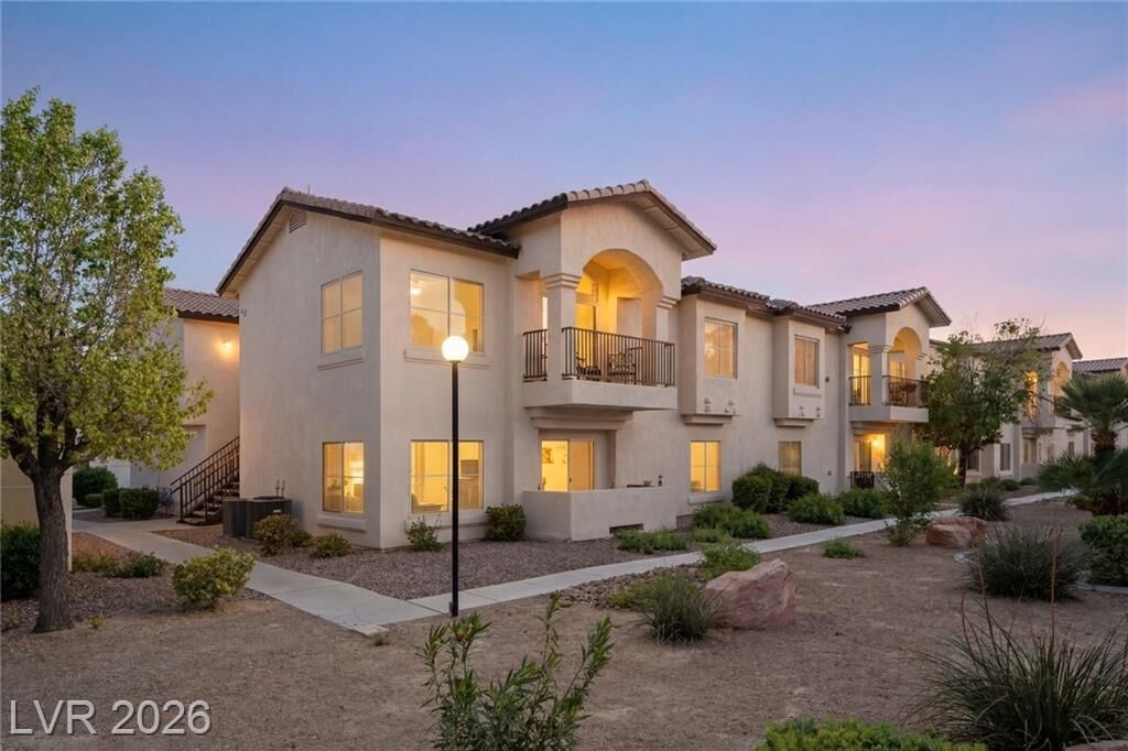 Property Photo:  4941 Black Bear Road 204  NV 89149 