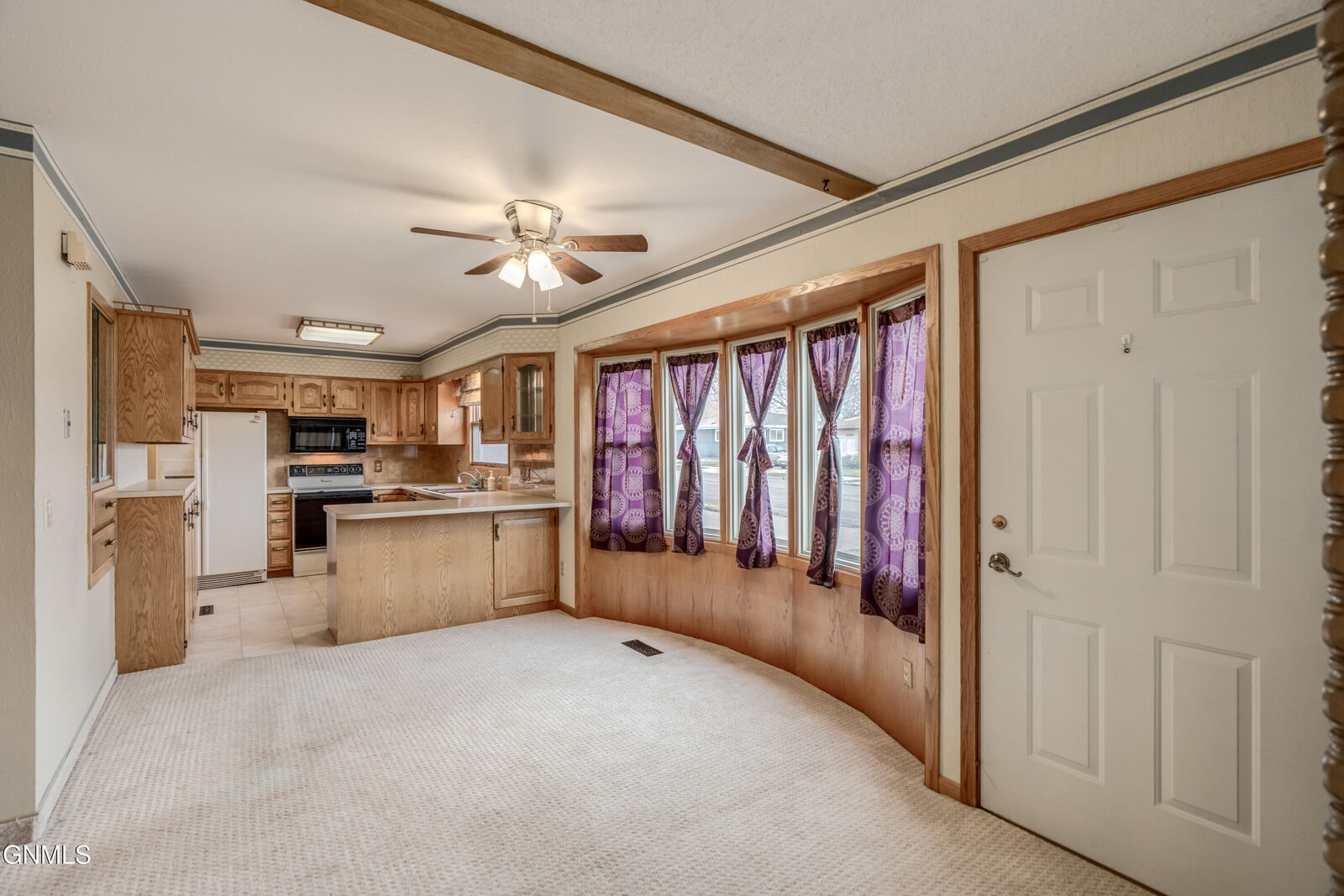 Property Photo: 1046 29th Street ND 58501