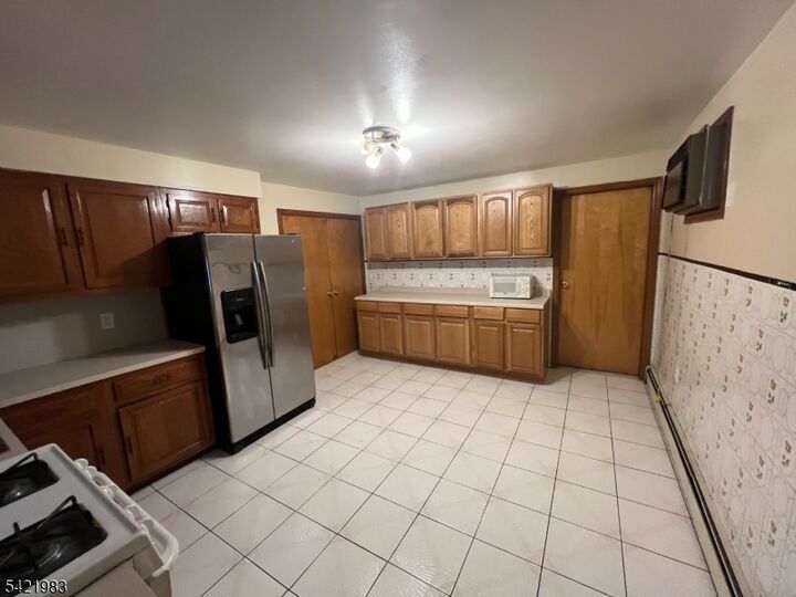 Property Photo:  112 Polk St  NJ 07105 