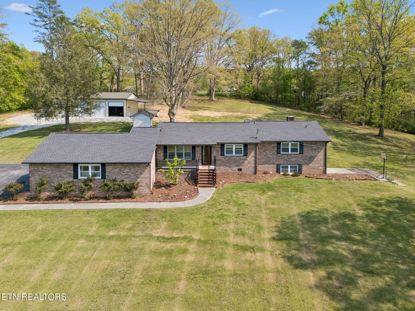 Property Photo:  1050 Lawnville Rd  TN 37763 