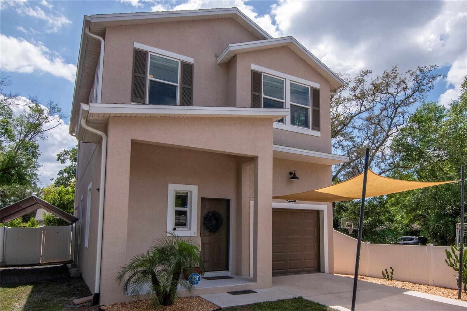 Property Photo: 3603 E Osborne Avenue FL 33610
