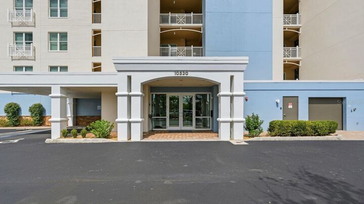 Property Photo: 10530 Boardwalk Loop 503 FL 34202