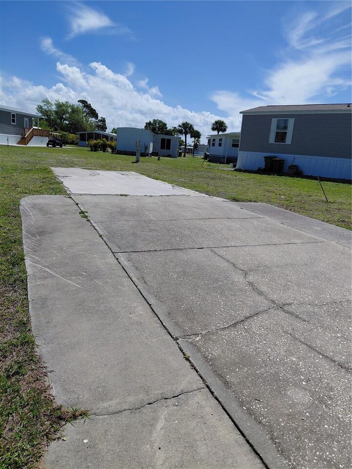 Property Photo:  7448 Arbela Street  FL 33981 