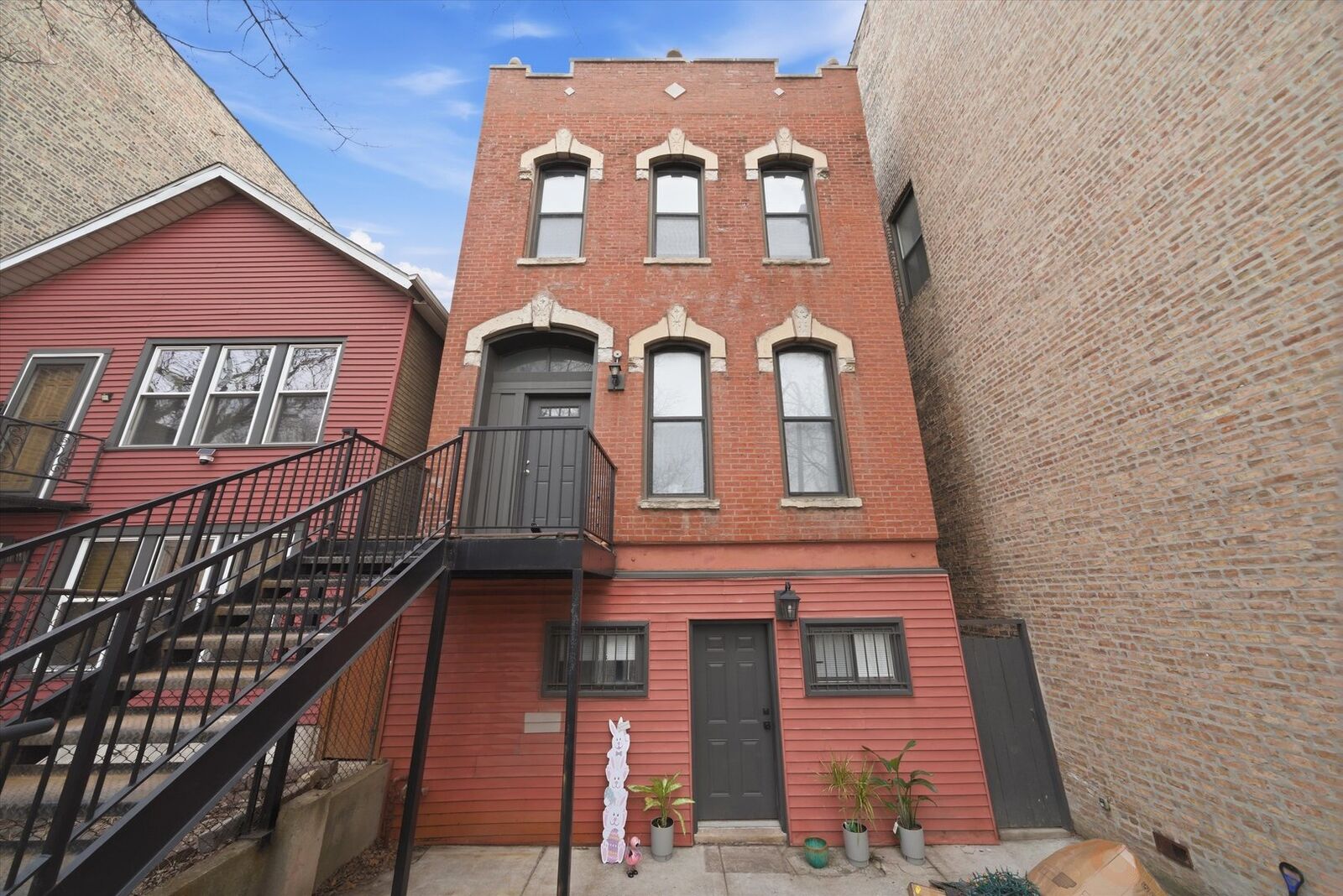 Property Photo:  1113 S Racine Avenue  IL 60607 