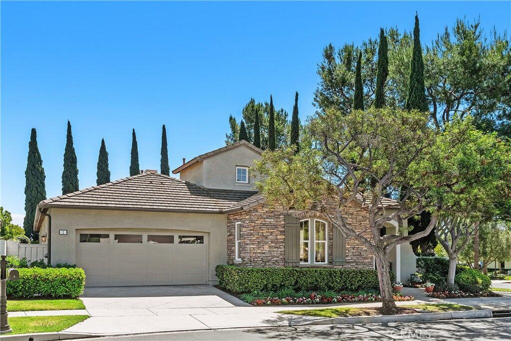 Property Photo:  1 Corte Sevilla  CA 92673 