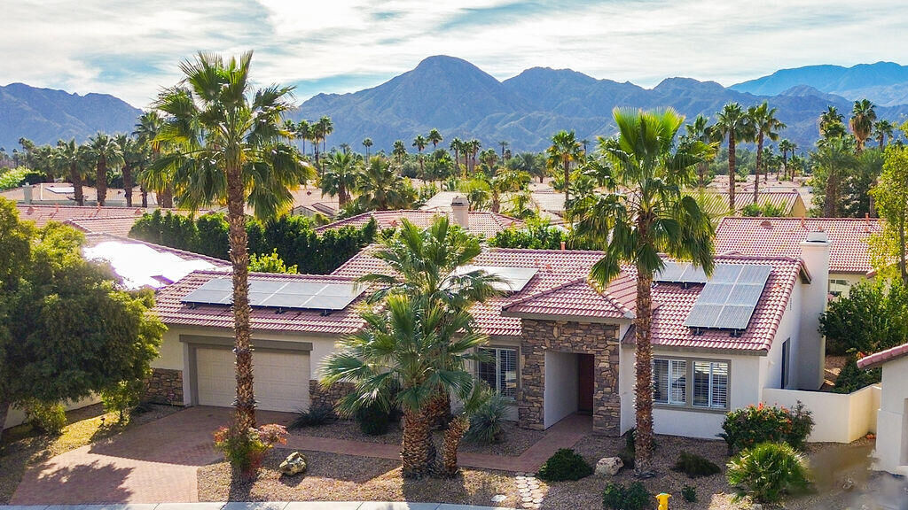 Property Photo:  74613 Waterlily Circle  CA 92260 