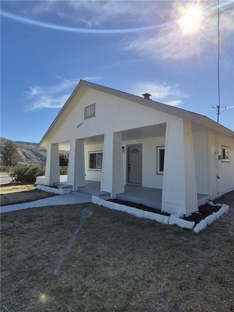 Property Photo:  14055 Palm Street  CA 92230 