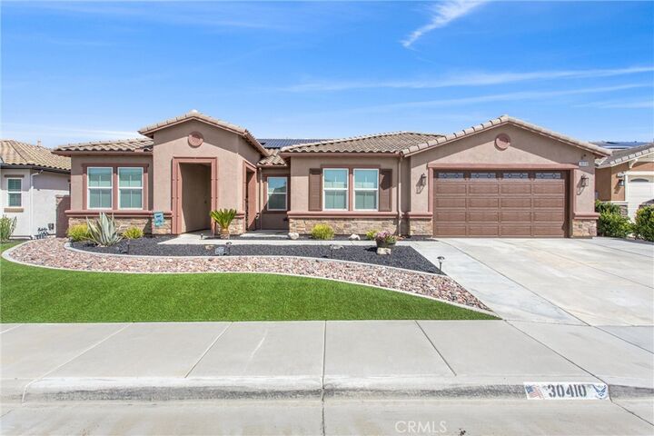 Property Photo:  30410 Arrowhead  CA 92563 