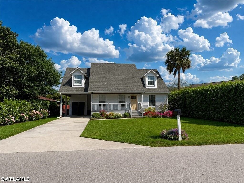 Property Photo: 4211 Cindy Avenue FL 34112