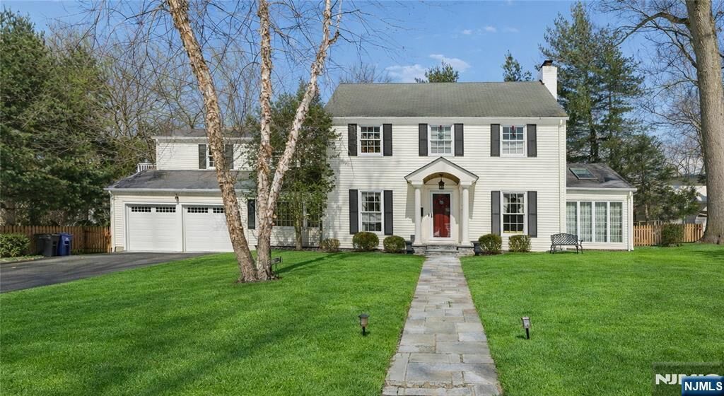 Property Photo:  465 Contant Avenue  NJ 07641 