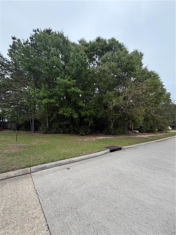 Property Photo:  Spartan Loop  LA 70458 