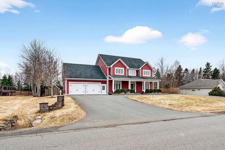 26 Cambridge Drive — photo 1
