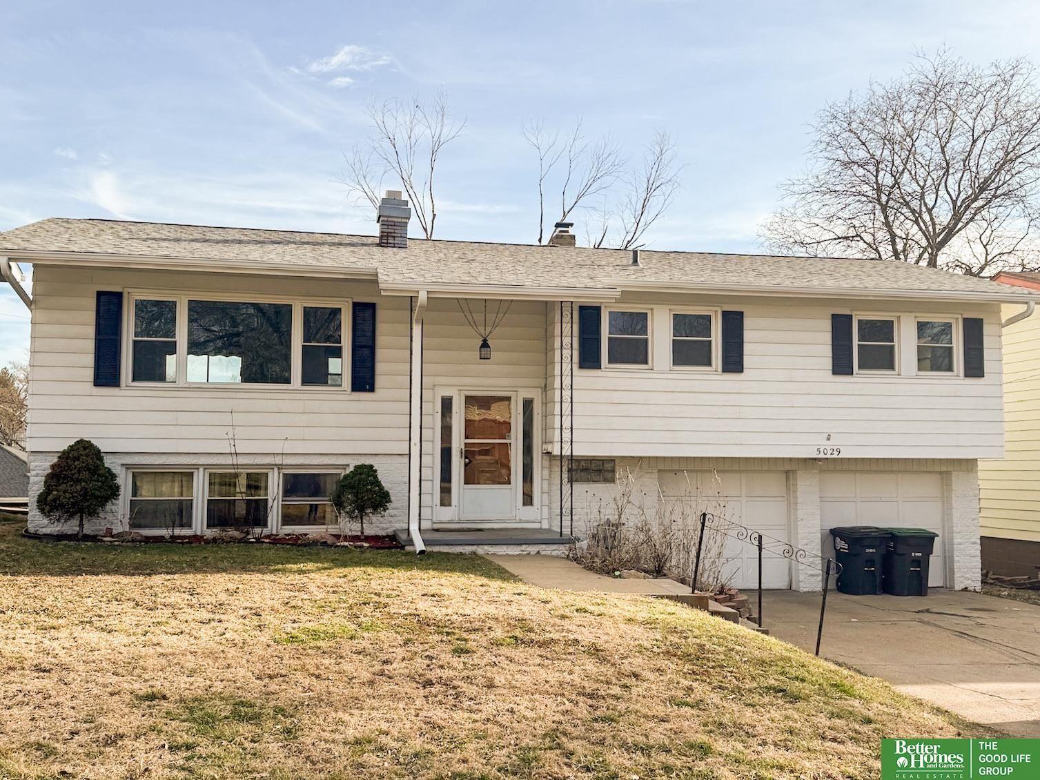 Property Photo: 5029 Arbor Circle NE 68106