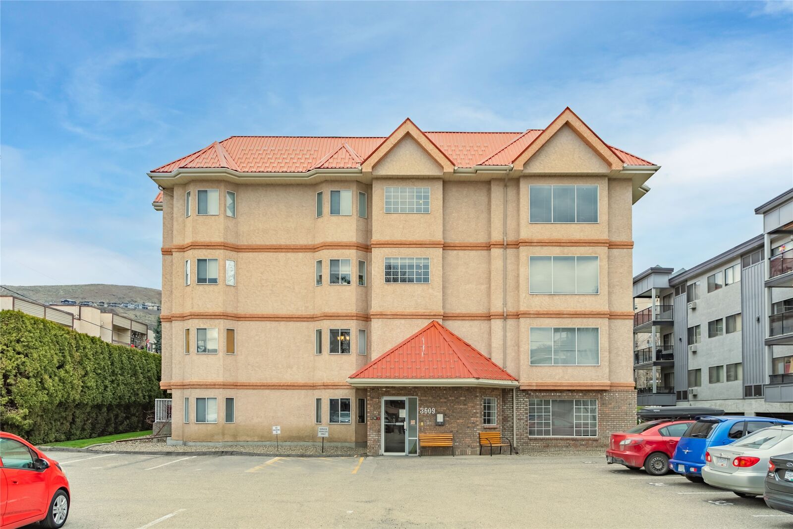 Property Photo: 3609 30 Avenue 305 BC V1T 2E6