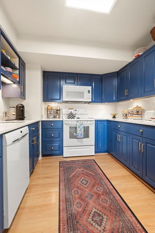 Property Photo: 250 Hammond Pond Parkway 1406N MA 02467