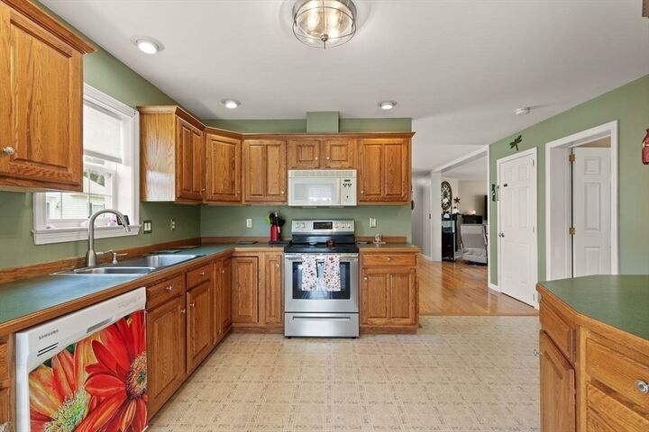 Property Photo: 14 Mountain Ash Rd. 14 MA 02333