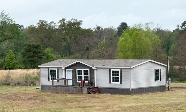 Property Photo:  1521 Petty  LA 71449 