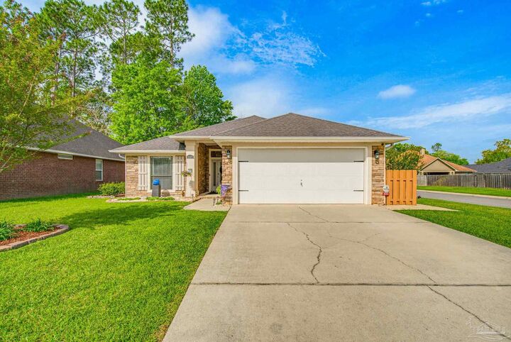 Property Photo:  6065 Dunridge Dr  FL 32571 