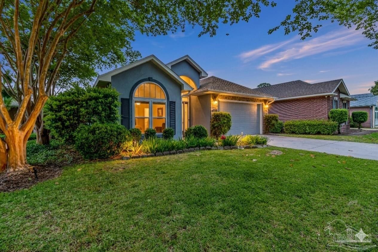 Property Photo:  4115 Oak Pointe Dr  FL 32563 