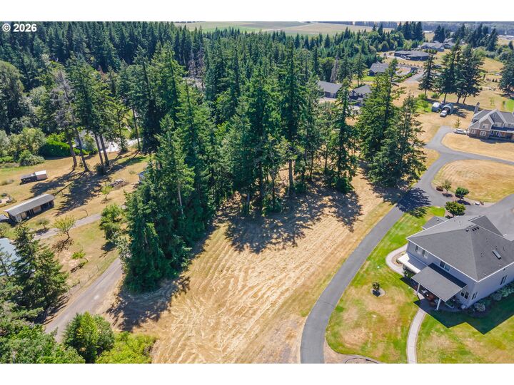 Property Photo: 165 Saturn Ave WA 98674