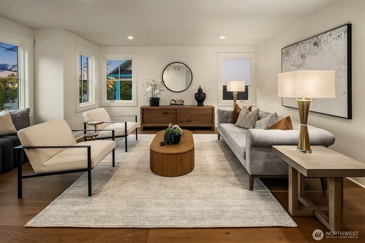 Property Photo:  4402  Letitia Avenue S  WA 98118 