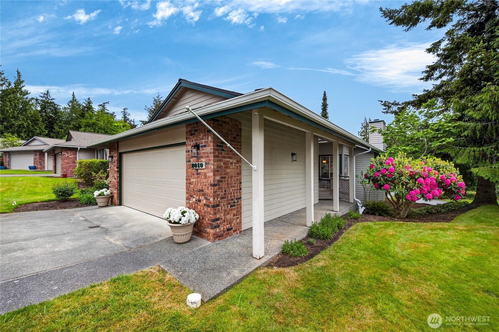 Property Photo: 2010 Creekside Lane WA 98221