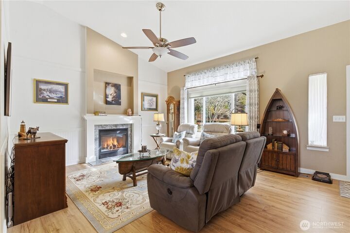 Property Photo: 1706 NE Joanne Lane WA 98311