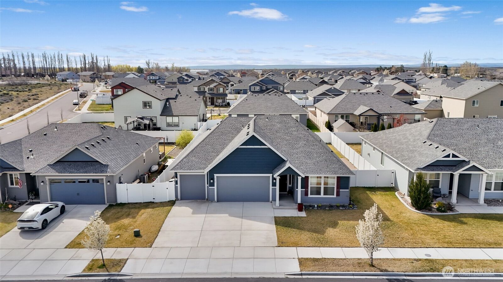 Property Photo:  4705 W Merlin Street  WA 98837 