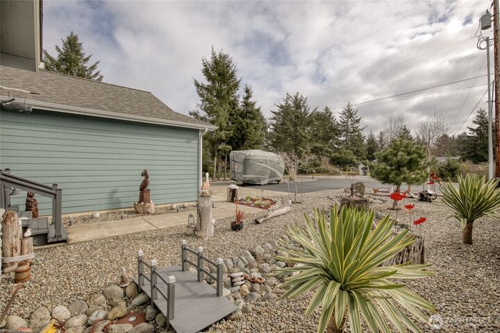 Property Photo:  401  Canal Drive SE  WA 98569 