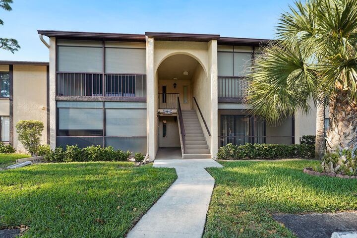 Property Photo:  801 Sky Pine Way A2  FL 33415 