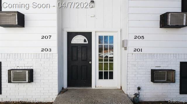 Property Photo: 203 Thomas Street MI 48442