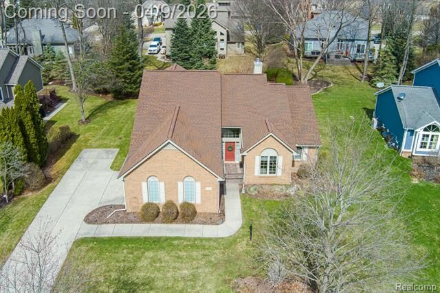 Property Photo: 5622 Wembley Court MI 48346