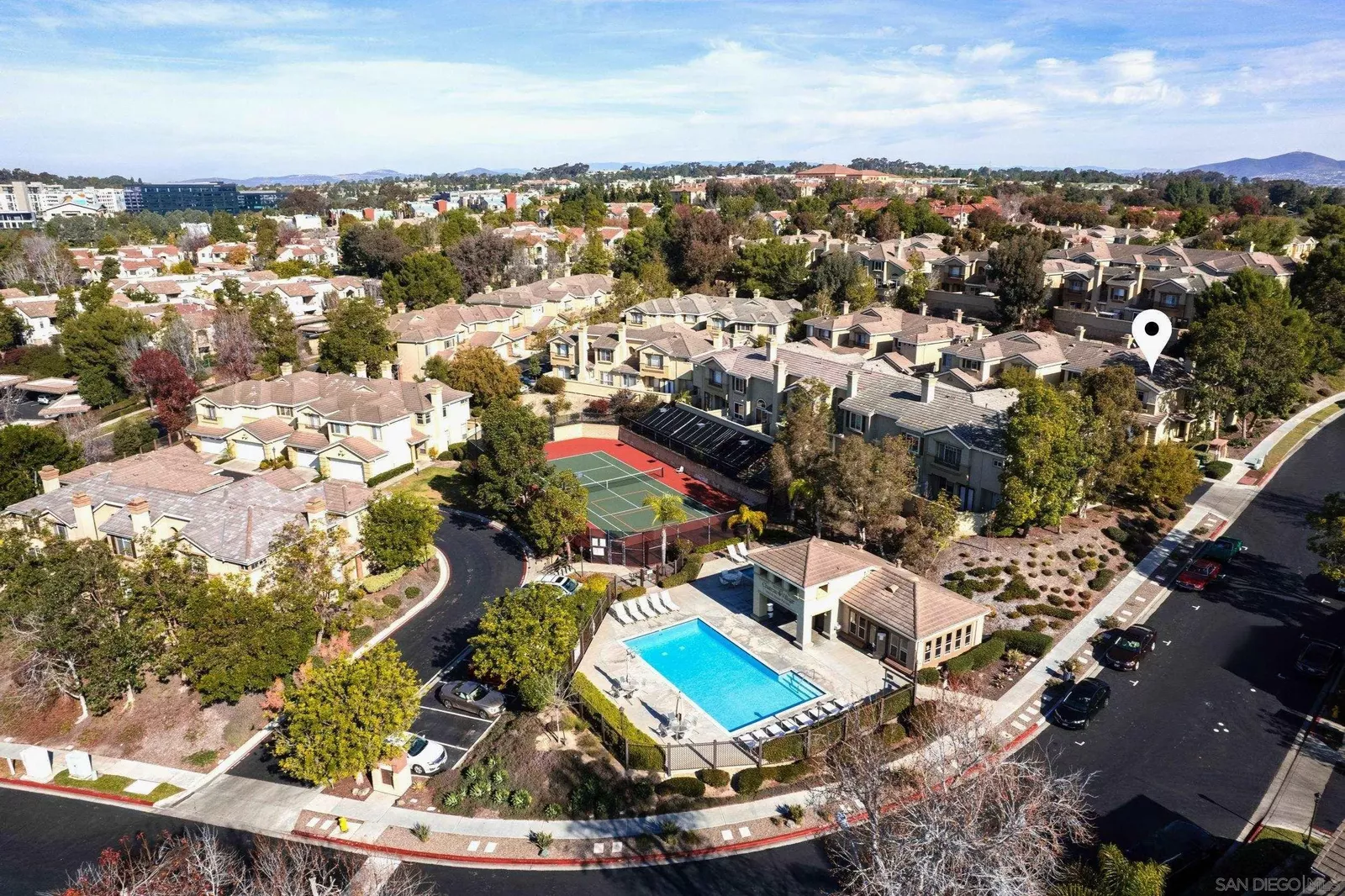 Property Photo: 3696 Ruette De Ville CA 92130