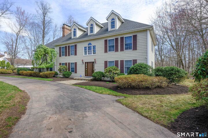 Property Photo:  3 Lancelot Way  CT 06518 