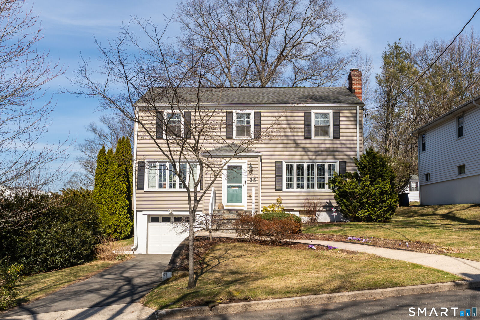 Property Photo:  35 Pelham Lane  CT 06511 