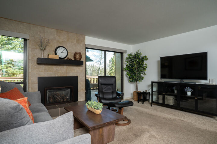Property Photo:  2265 Bonne Vie Condo Dr  ID 83353 