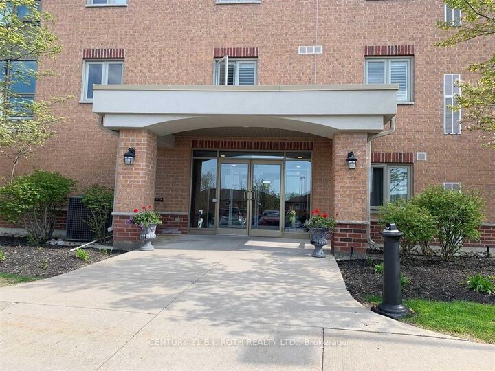 Property Photo:  500 Mapleview Drive W 203  ON L4N 6C3 