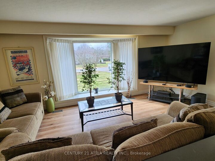 Photo de la propriété:  366 Meadow Street Upper  ON L1L 1A4 