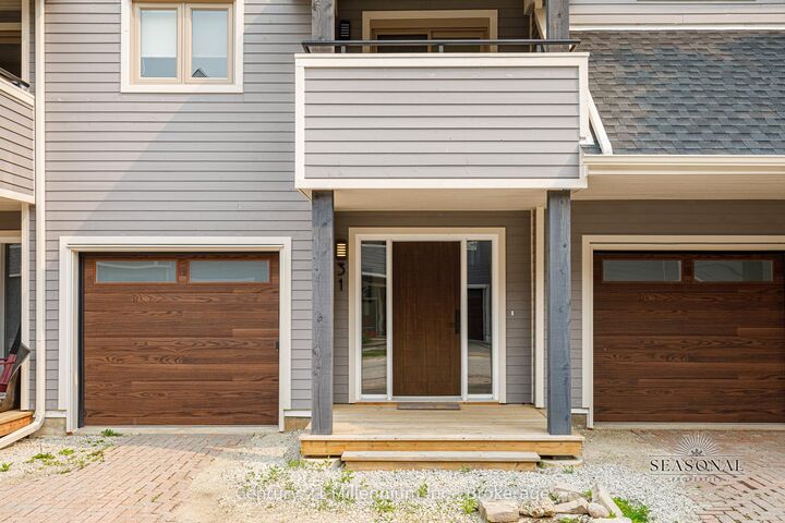 Property Photo:  31 Starboard Road  ON L9Y 5C8 