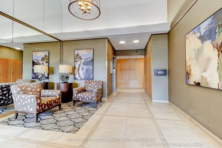 Property Photo: 20 Fashion Roseway N/A 513 ON M2N 6B5