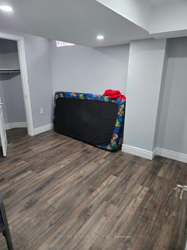 Property Photo:  38 Lamay Crescent Basement  ON M1X 1J6 