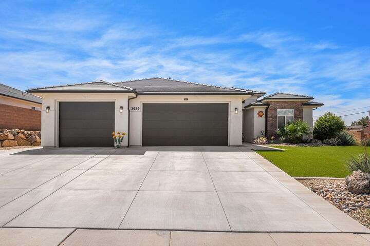 Property Photo:  3689 W 200 N  UT 84737 