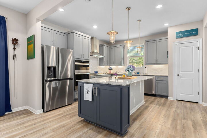 Property Photo: 101 Bristol Cove TX 78633